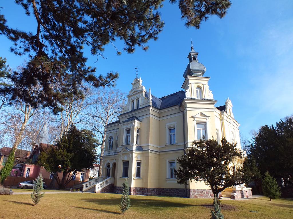 Thanhoffer Villa Шіофок Екстер'єр фото